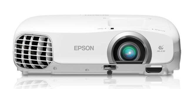Epson представляет Full HD 3D-проектор PowerLite Home Cinema 2030
