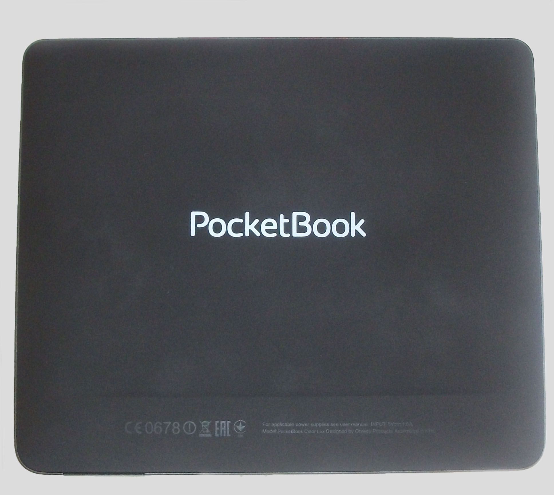 PocketBook Color Lux – первая в мире электронная книга с цветным дисплеем и подсветкой