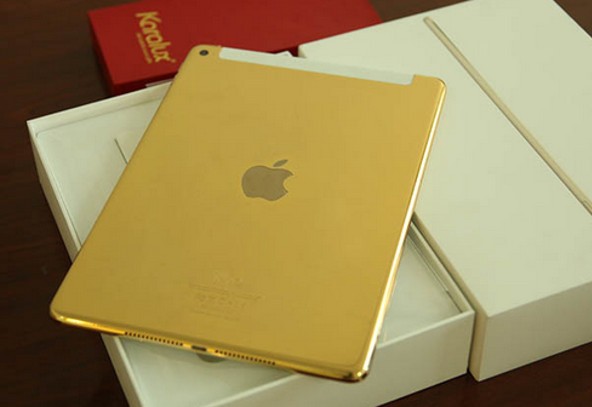 iPad Air 2 с корпусом, покрытым золотом