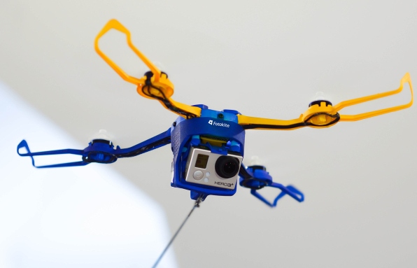 Fotokite Phi – летающая камера на поводке