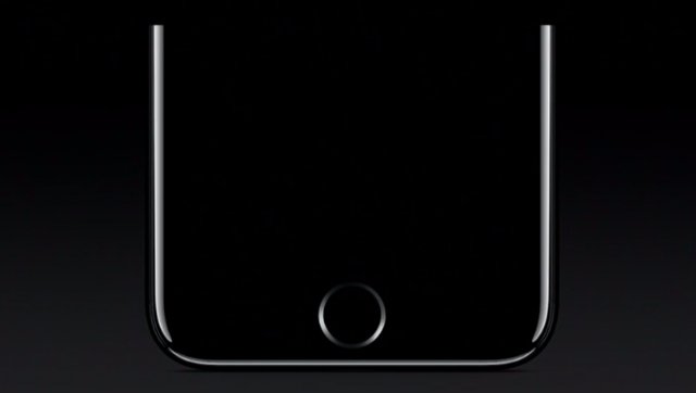 Представлены новейшие iPhone 7 и Apple Watch 2