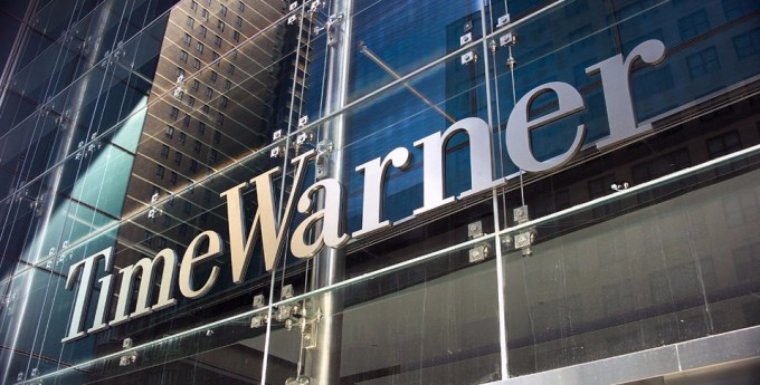 Медиахолдинг Time Warner продали за рекордную сумму