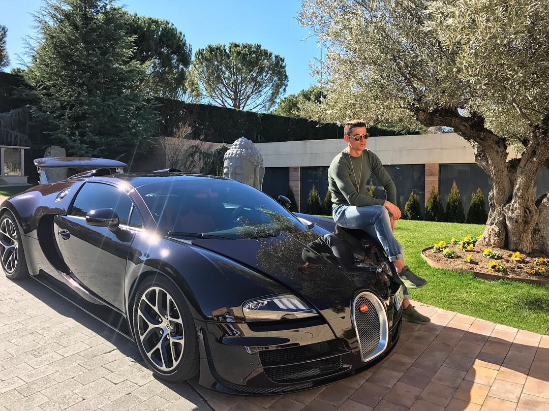 Криштиану Роналду — первый спортсмен с 100 миллионами подписчиков в Instagram