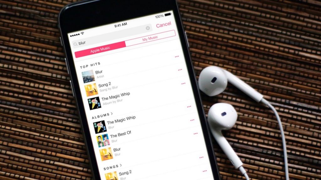 Apple просят вернуть в iPhone FM-радио, но зачем?