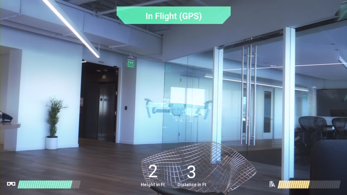 AR-симулятор Epson помещает голографический дрон в вашу гостиную