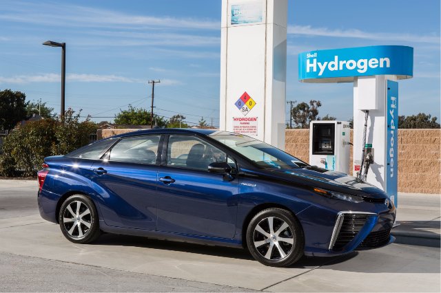 Honda и Toyota по-прежнему поддерживают водородные топливные автомобили