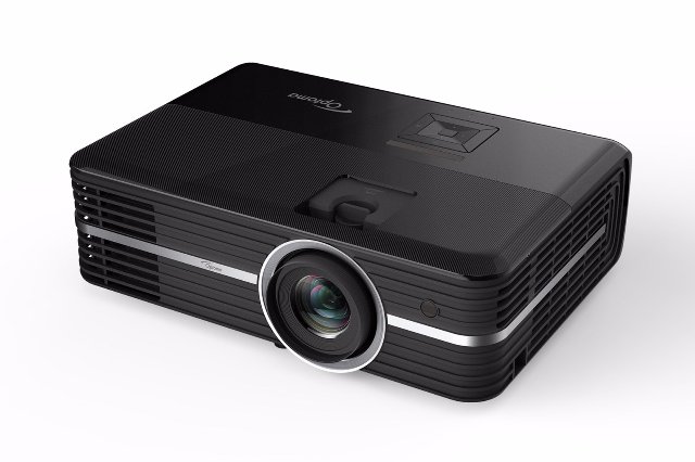 4К проектор Optoma использует Alexa для настройки кинопоказа