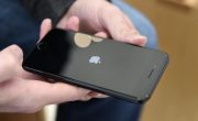 Сообщается, что Отдел правосудия и SEC обсуждают замедление iPhone от Apple