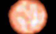 Детальное изображение красного гиганта подтверждает теорию о массивных звездах