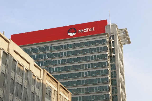 Red Hat покупает создателя операционной системы на базе Chrome для серверов