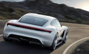 Porsche увеличивает свои инвестиции в электромобили