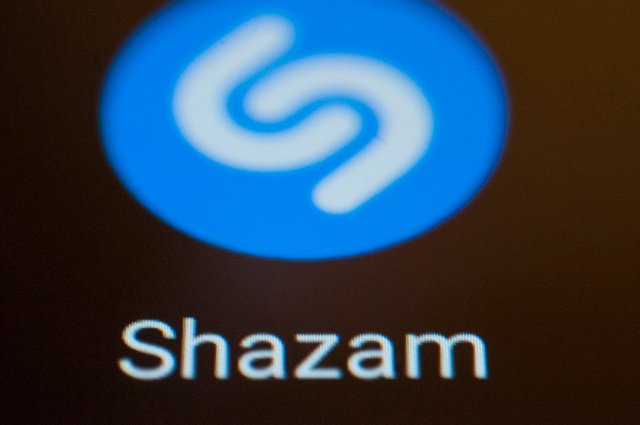ЕС начинает антимонопольное расследование покупки Apple Shazam