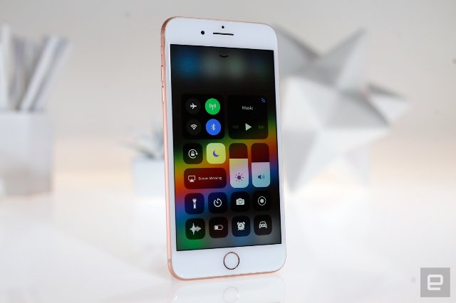 iOS 11.3.1 исправляет невосприимчивые сторонние дисплеи iPhone 8