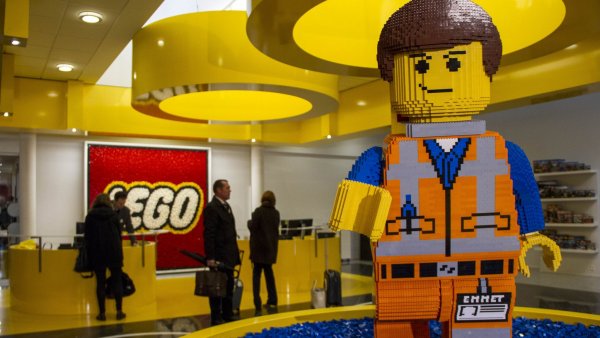 LEGO создаст эксклюзивный набор для любителей Overwatch