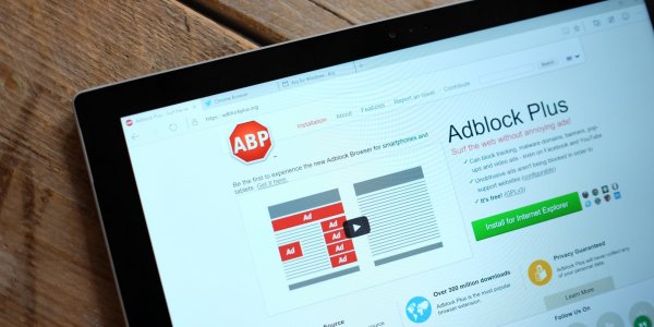 AdBlock Plus отключит все кнопки соцсетей на любых ресурсах