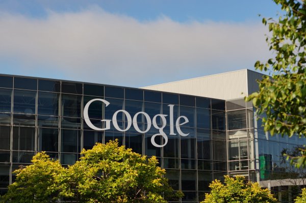 Компания Google представила журналистам новый ИИ Duplex