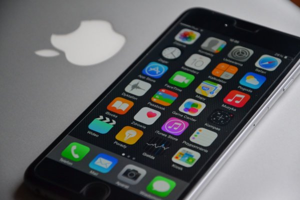 Компания Apple открыла в России пункты по замене дисплеев iPhone