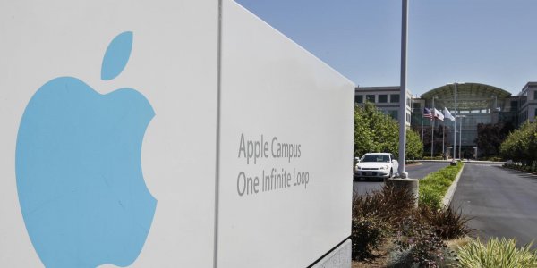 Apple судится с Шереметьево из-за iWatch