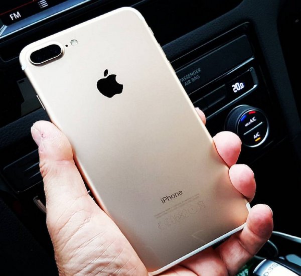 iPhone 7 чаще других смартфонов летает за рубеж