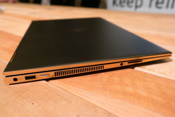 Ноутбук HP Spectre15x360 оснастили 6-ядерным процессором
